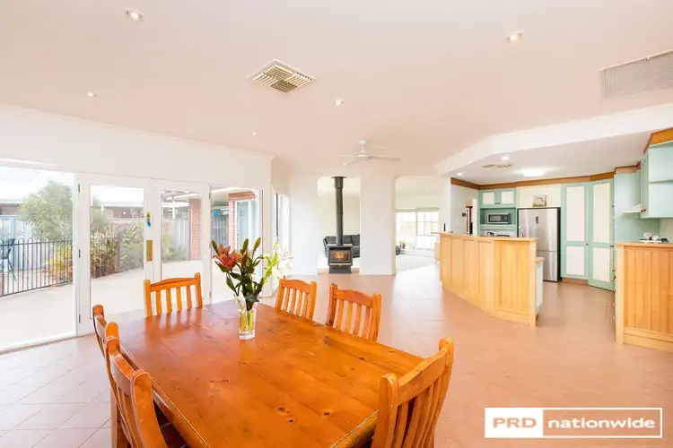 Fifth view of Homely house listing, 8 Ribarits Court, Mildura VIC 3500