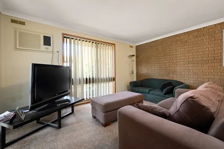Sixth view of Homely unit listing, 1/1 Robert Crescent, Wodonga VIC 3690