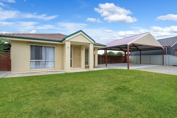 Second view of Homely house listing, 9 Whitehead Court, Barnawartha VIC 3688