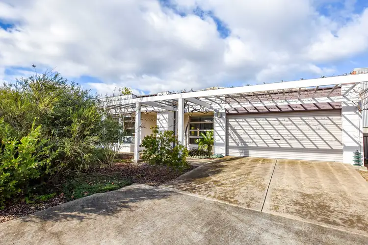 10 Toner Avenue, Myrtleford VIC 3737