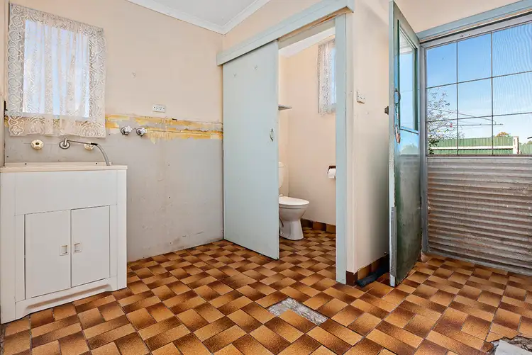 Seventh view of Homely house listing, 71 Kulkyne street, Renmark SA 5341