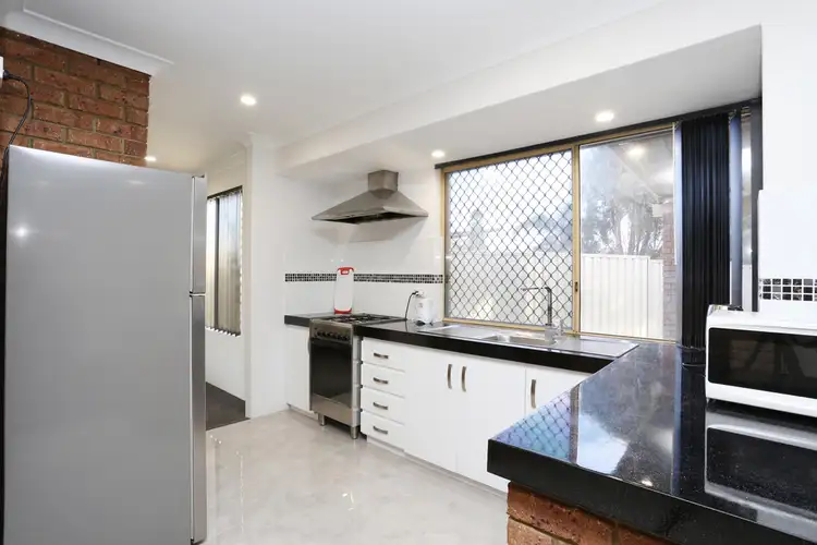 12 Niger Place, Beechboro WA 6063