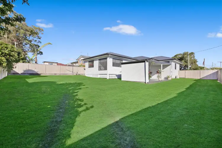 Third view of Homely house listing, 19 Heydon Ave, Labrador QLD 4215