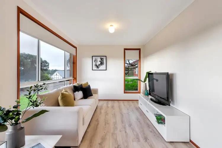 Sixth view of Homely house listing, 2a Heylen Court, Hackham SA 5163