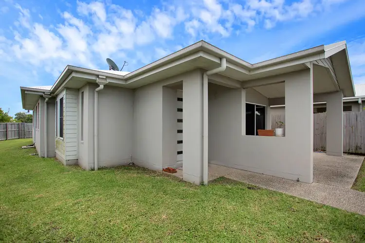 Fourth view of Homely house listing, 2/4 Berkshire Lane, Ooralea QLD 4740