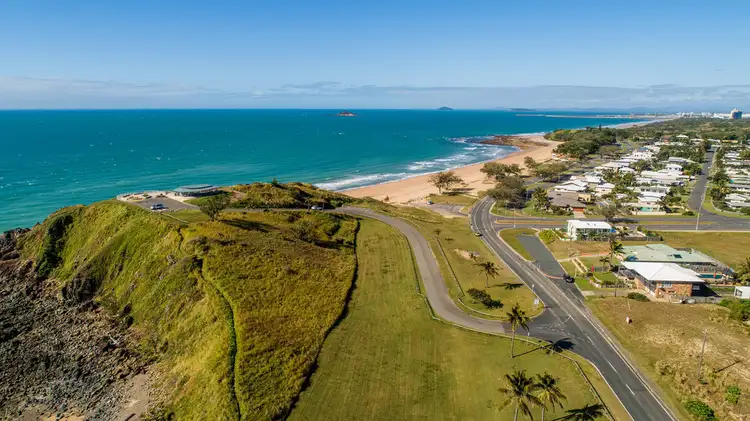 Main view of Homely unit listing, 1&2/13 Keswick Avenue, Slade Point QLD 4740