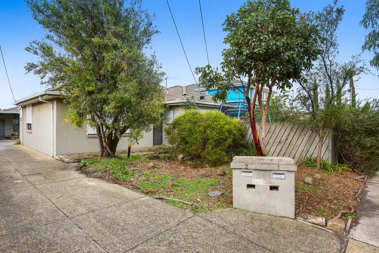 1/32 BOSTON STREET, Fawkner VIC 3060