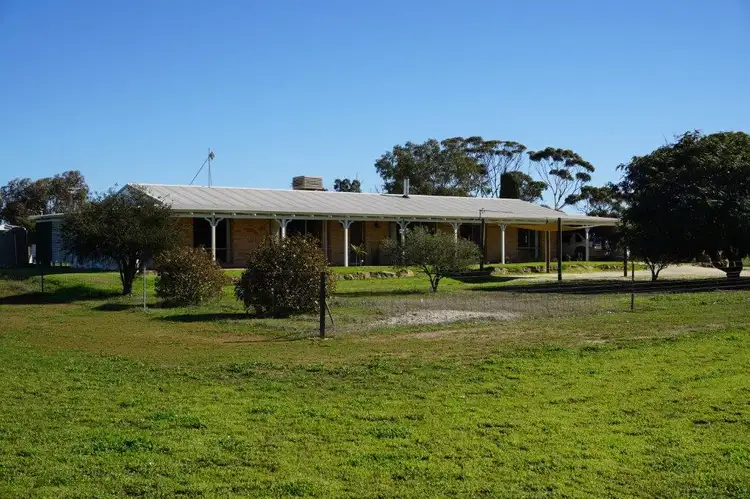 101 Padbury Street, Moora WA 6510
