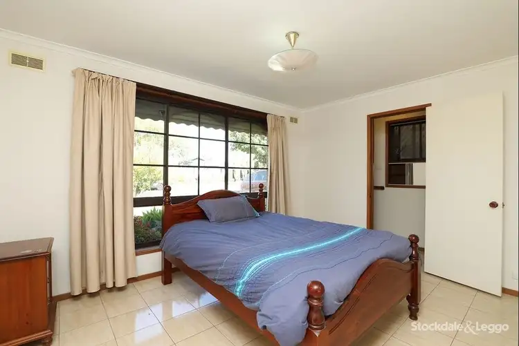 Seventh view of Homely house listing, 4 Cedar Close, Deer Park VIC 3023