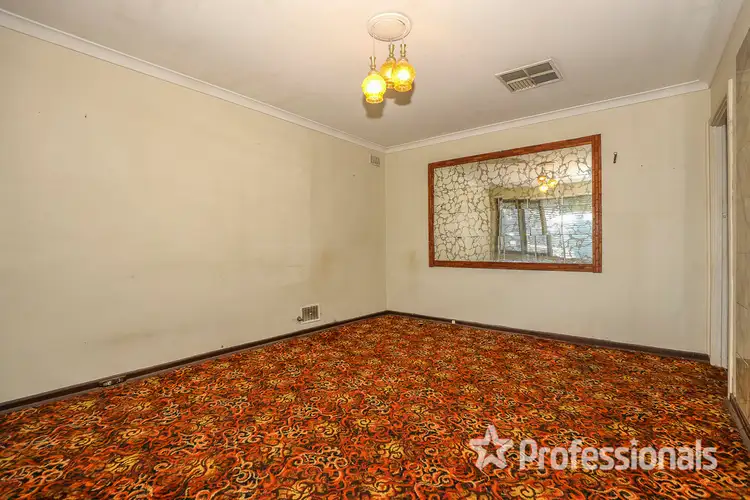 Sixth view of Homely house listing, 15 Stebbing Way, Girrawheen WA 6064