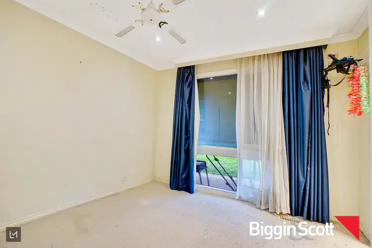 Seventh view of Homely house listing, 3 Inchcape Place, Melton West VIC 3337