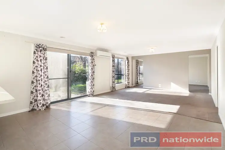 Fifth view of Homely house listing, 6 Ilvia Way, Sebastopol VIC 3356