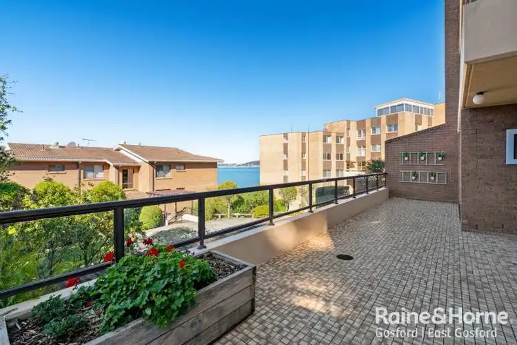 1/1 Wharf Street, East Gosford NSW 2250