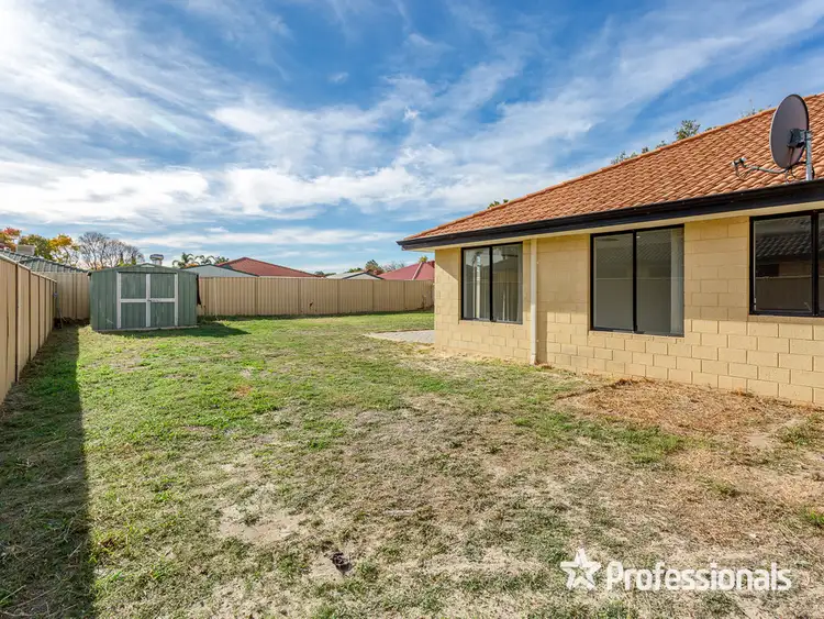 5 Mawson Close, Seville Grove WA 6112