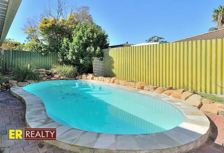 2 Magnolia Close, Ballajura WA 6066