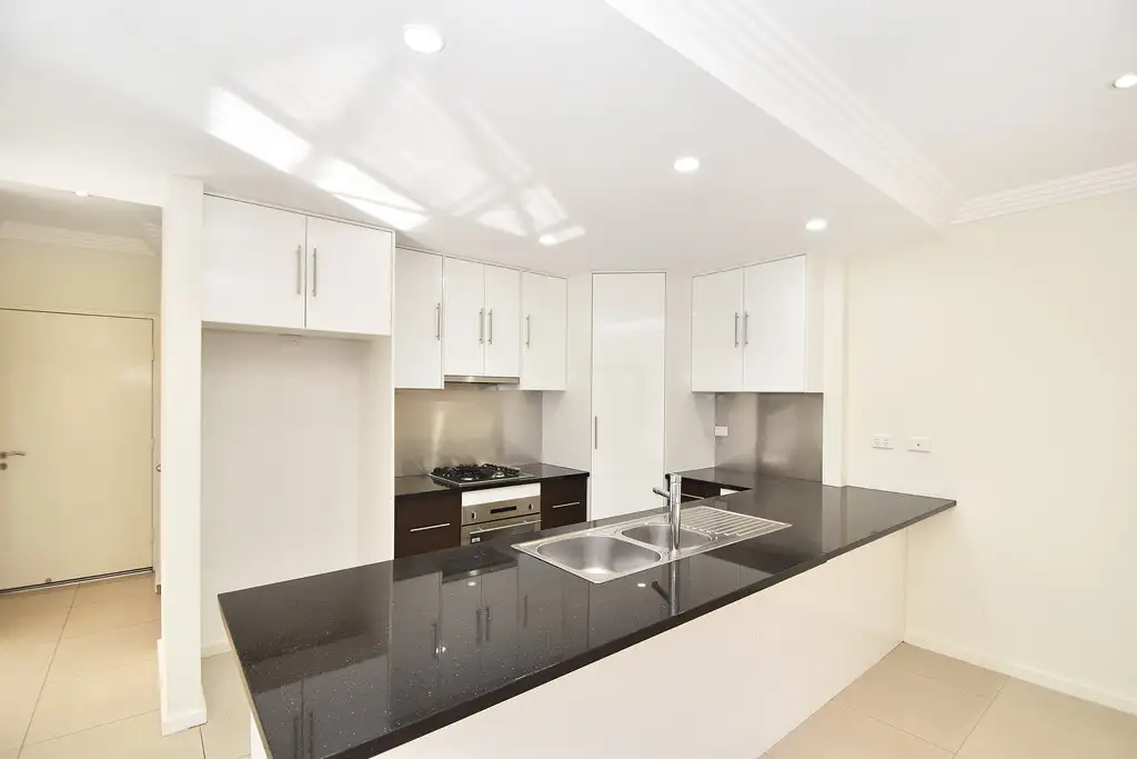 Main view of Homely townhouse listing, 4/4 Hawkins Court, Gillen NT 870