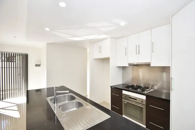 Fifth view of Homely townhouse listing, 4/4 Hawkins Court, Gillen NT 870