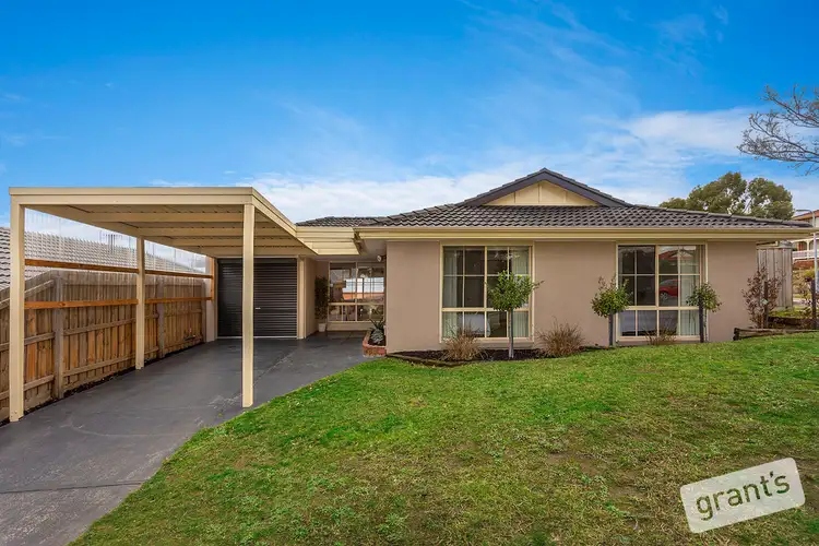 18 Mittagong Court, Berwick VIC 3806