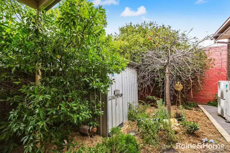 Sixth view of Homely townhouse listing, 2/199 Blackshaws Road, Newport VIC 3015