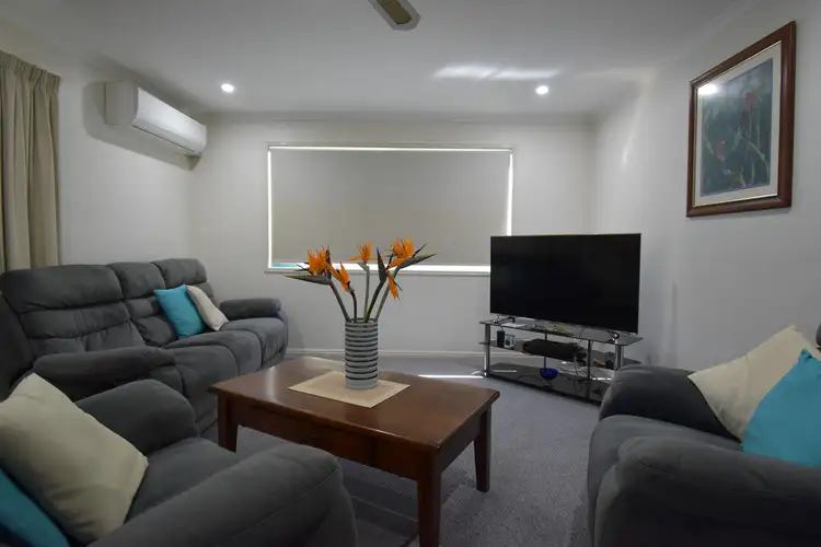 8 Nimrod, Cooloola Cove QLD 4580