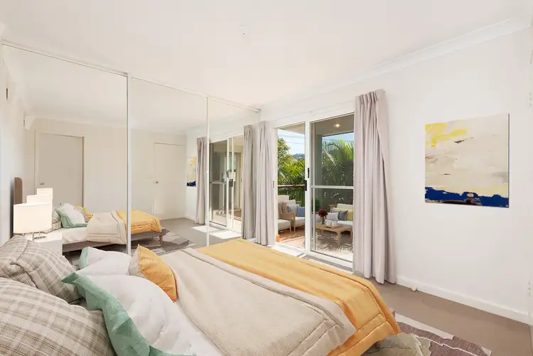 Third view of Homely apartment listing, 5/1 Hillsdon Road, Taringa QLD 4068
