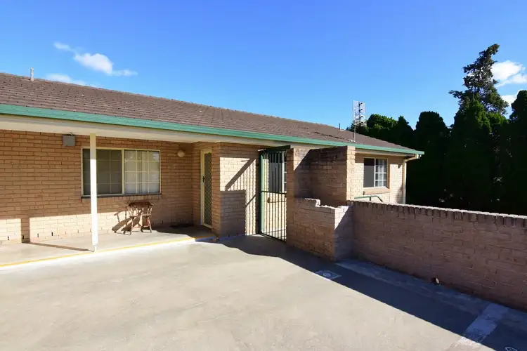 4/ 33-35 Meroo Street, Bomaderry NSW 2541