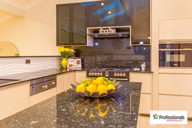 2 Ballart Way, Dianella WA 6059