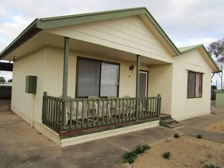 16 West Terrace, Blanchetown SA 5357