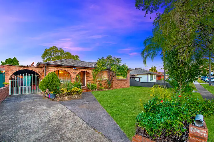28 Winifred Crescent, Blacktown NSW 2148