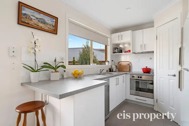 Fifth view of Homely house listing, 2/8 Walter Place, Howrah TAS 7018