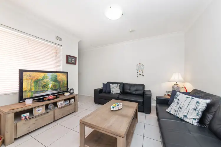 Main view of Homely unit listing, 1/5 Podmore Place, Hillsdale NSW 2036