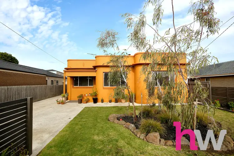 10 Cheltenham Road, Newcomb VIC 3219