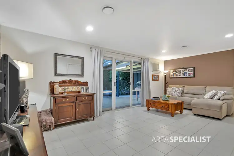 Second view of Homely house listing, 3 Bass Court, Cranbourne North VIC 3977