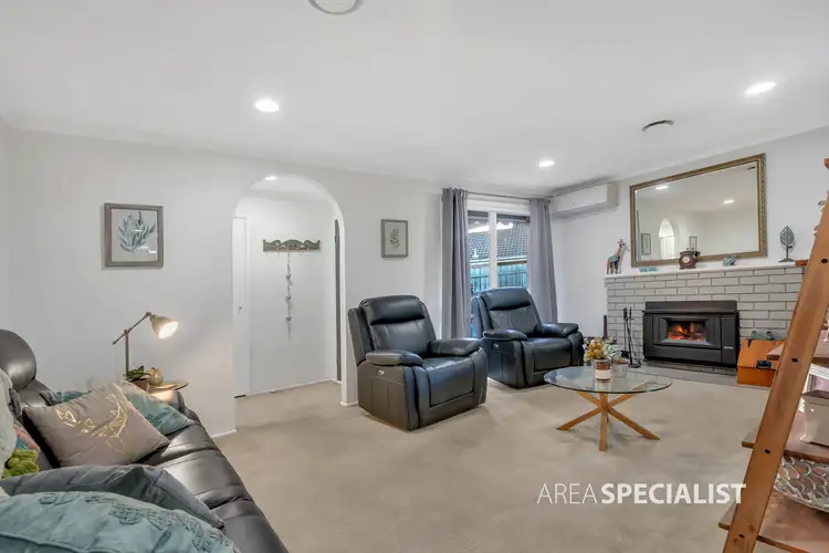 Third view of Homely house listing, 3 Bass Court, Cranbourne North VIC 3977