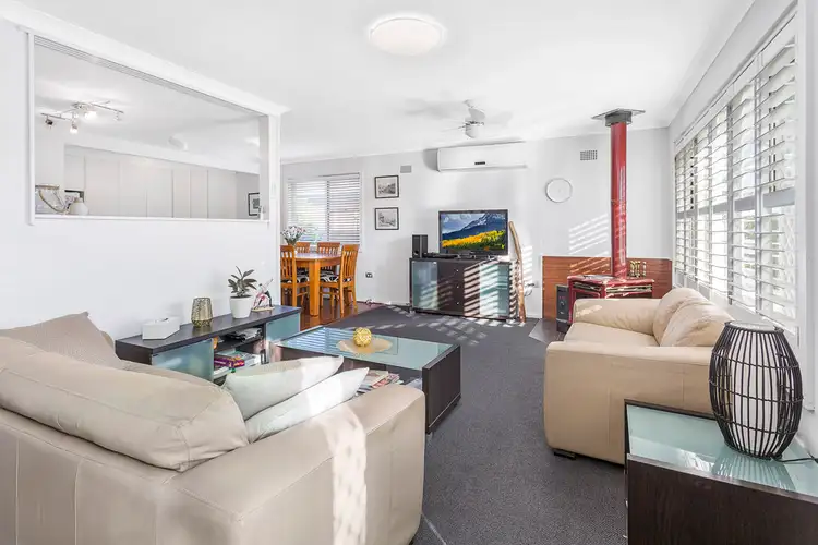 Second view of Homely house listing, 9 Elouera Crescent, Kanahooka NSW 2530