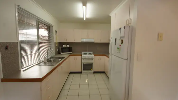 Fifth view of Homely unit listing, 2/6 Homestead Bay Avenue, Bucasia QLD 4750