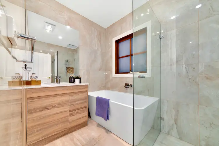 Fifth view of Homely house listing, 1/7 LANGTREE COURT, Blackburn VIC 3130