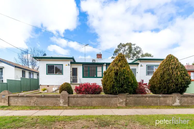 156A & 156B Clinton Street, Orange NSW 2800