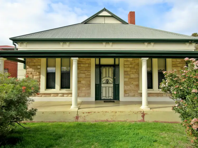 10 Pennington Tce