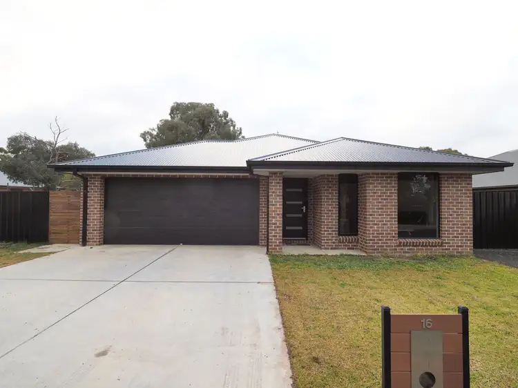 16 Leatherwood Drive, Ararat VIC 3377