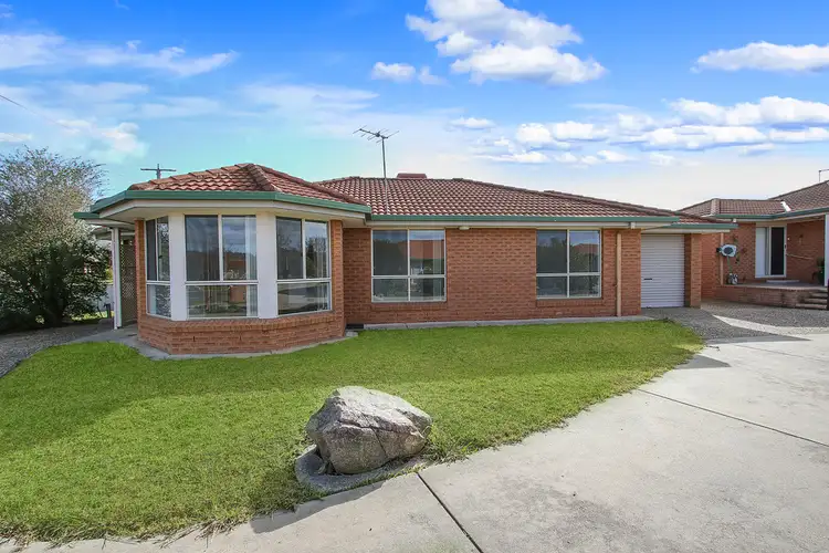 Main view of Homely unit listing, 1/48 Mayfair Drive, Wodonga VIC 3690