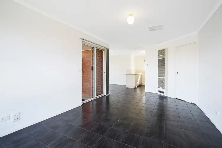 Fifth view of Homely unit listing, 1/48 Mayfair Drive, Wodonga VIC 3690