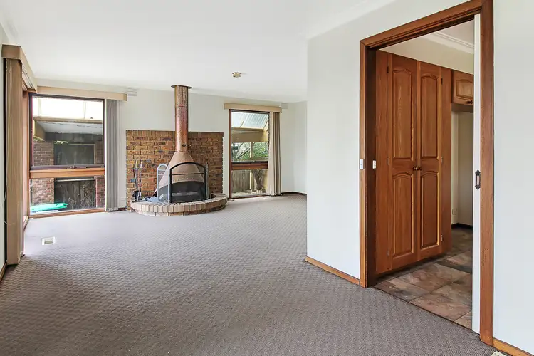 Third view of Homely house listing, 9 THROSBY COURT, Endeavour Hills VIC 3802