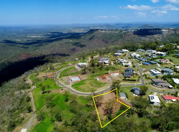 3 St Peters Close, Mount Lofty QLD 4350