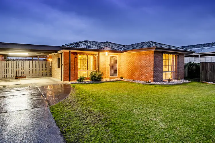 25 Toirram Crescent, Cranbourne VIC 3977