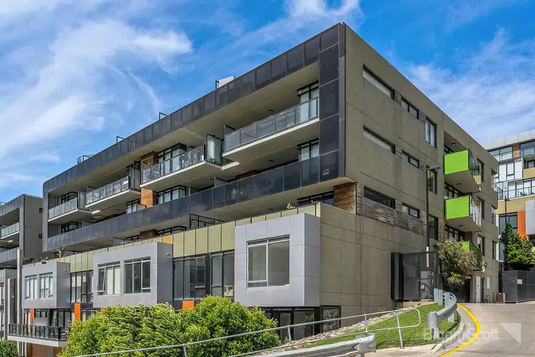 208/30 La Scala Avenue