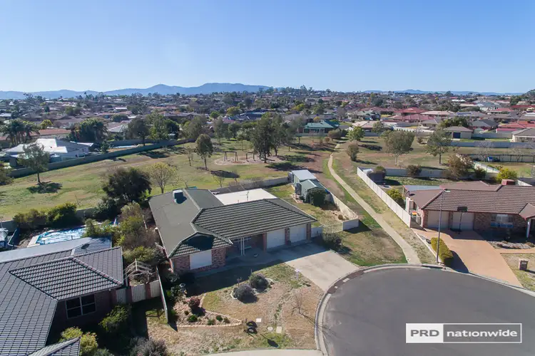 Third view of Homely house listing, 11 Yarraga Place, Tamworth NSW 2340