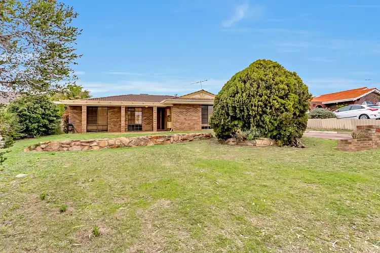 30 Dolphin Way, Beldon WA 6027