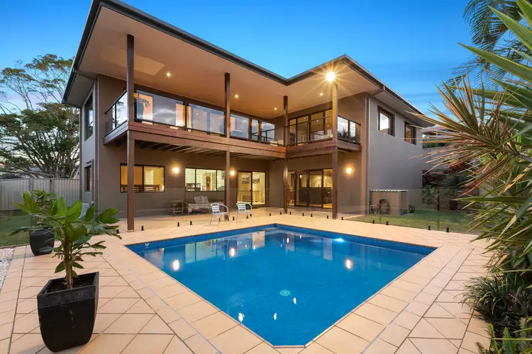 16 White Fig Court, Banora Point NSW 2486