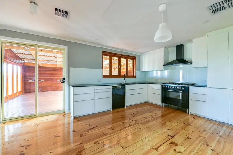 5 Glamis Court, Noarlunga Downs SA 5168